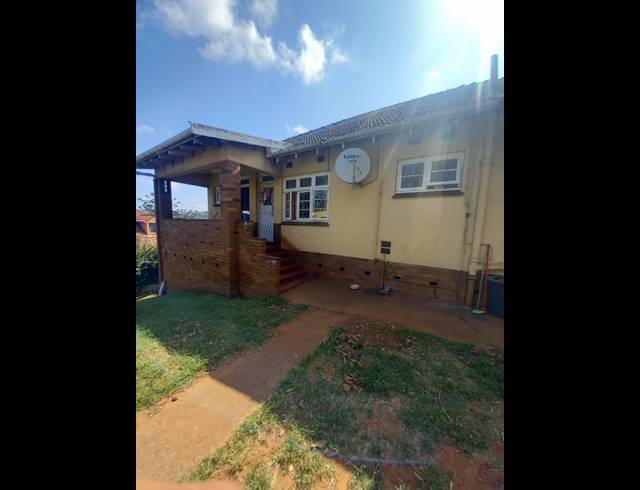 3 BEDROOM HOUSE FOR SALE IN SEA VIEW